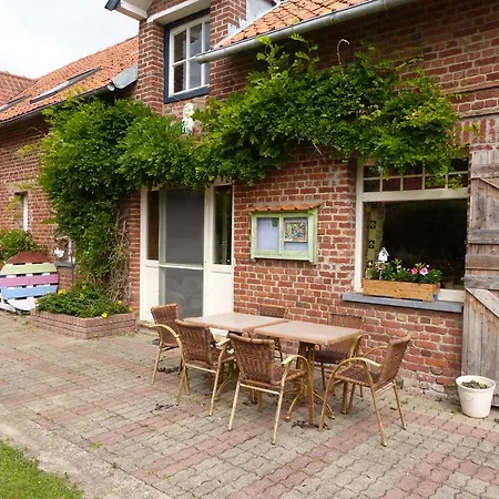 Modern In With Garden Vakantiehuis